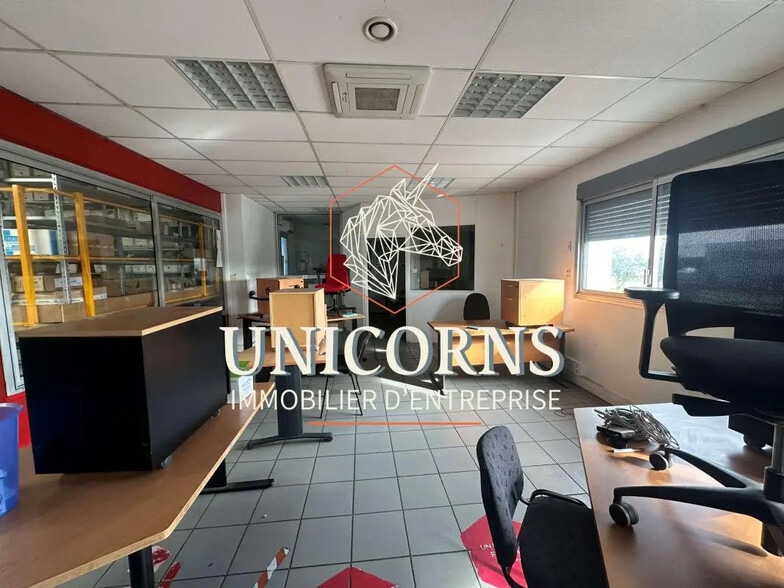 Industrial in Toulouse for lease - Interior Photo - Image 2 of 5