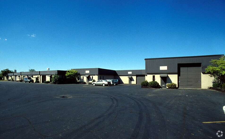 11501180 Corrugated Way, Columbus, OH 43201 Shoemaker Plaza