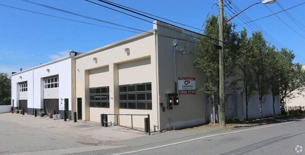 38 Winant Pl, Staten Island, NY for sale - Primary Photo - Image 1 of 1