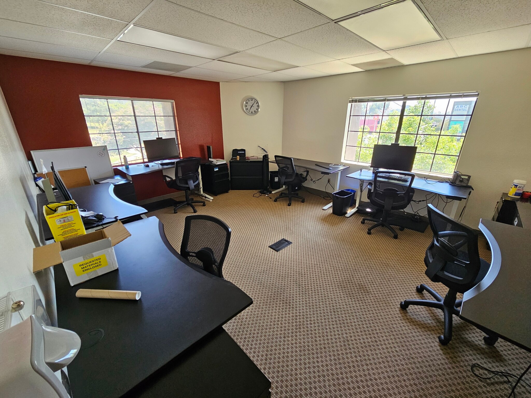 1405 N San Fernando Blvd, Burbank, CA for lease Interior Photo- Image 1 of 5
