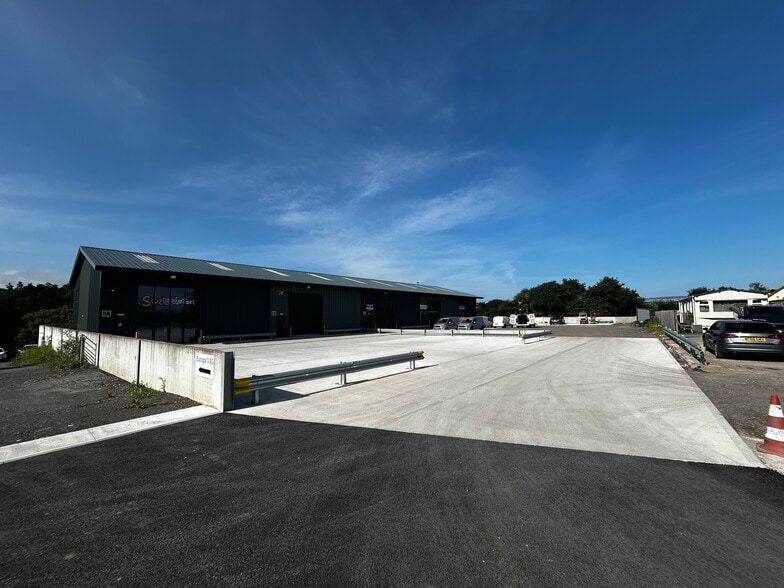 Winkleigh Airfield W, Winkleigh for lease - Building Photo - Image 3 of 3