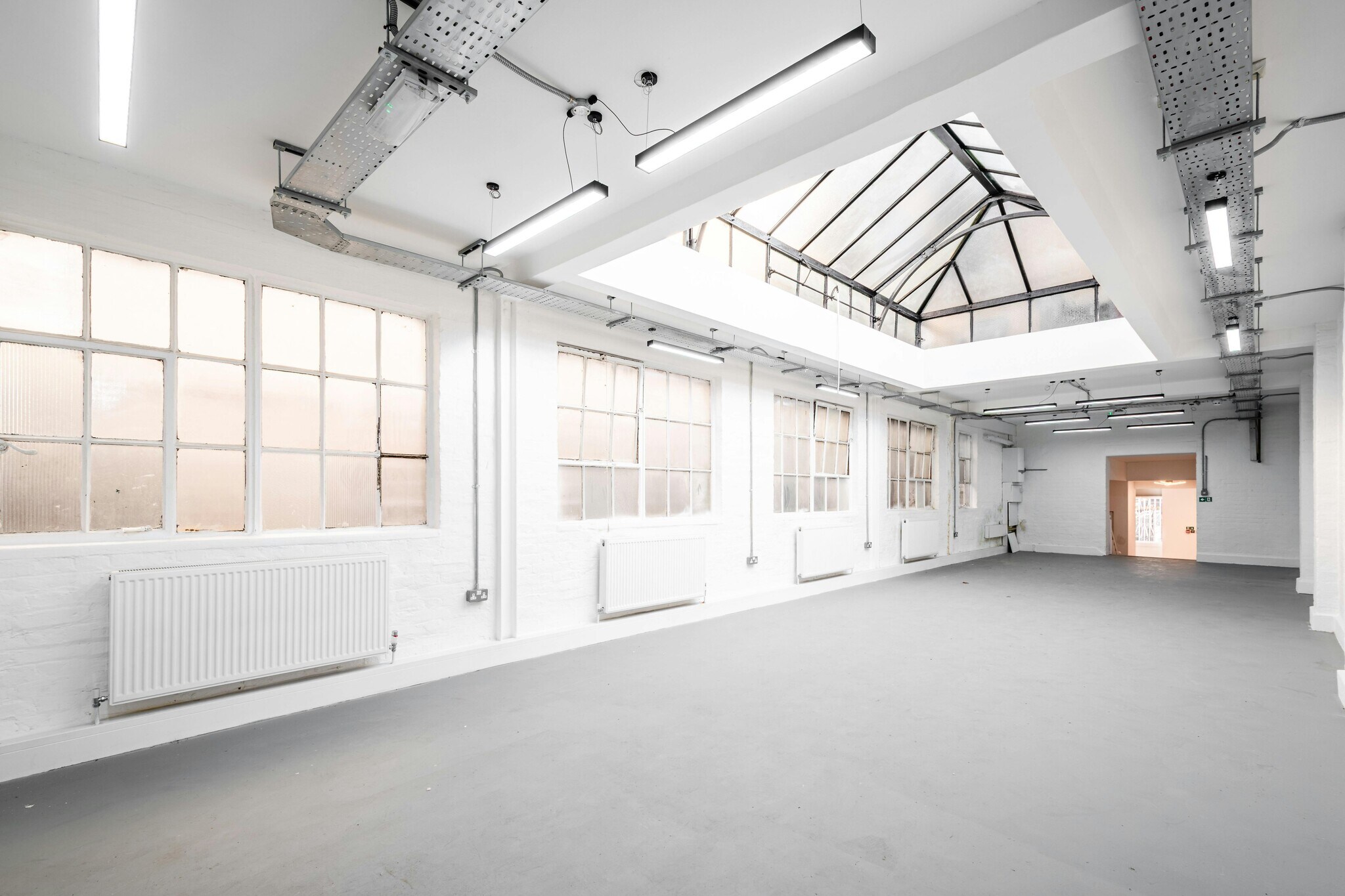 237 Hackney Rd, London for lease Interior Photo- Image 1 of 6