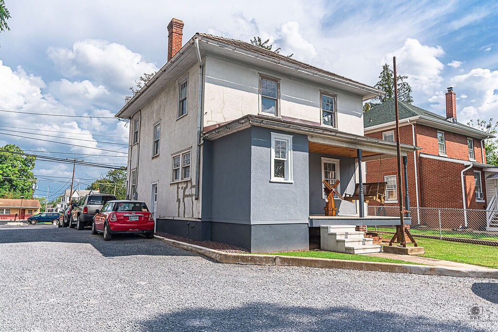 1027 Winchester Ave, Martinsburg, WV for sale Building Photo- Image 1 of 1
