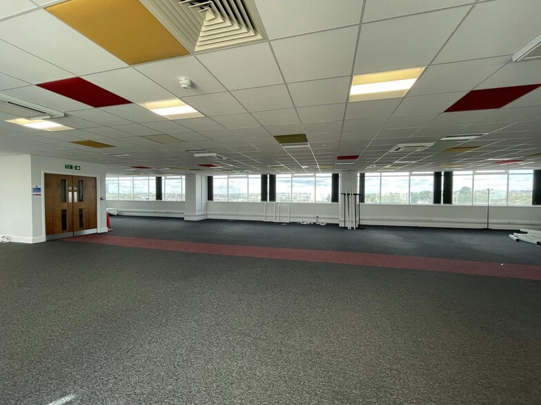 St Edwards Way, Romford for lease - Building Photo - Image 3 of 24