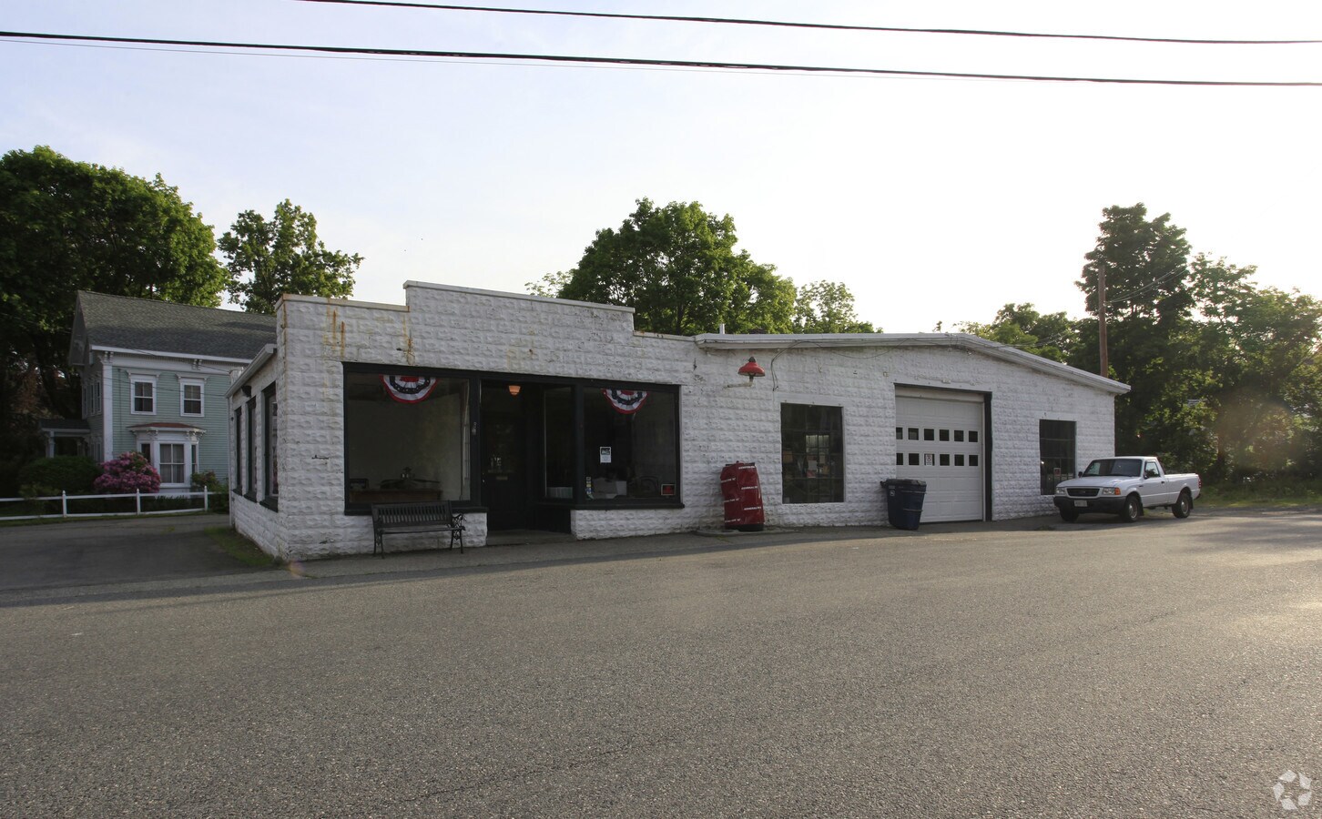 4 Worcester St, Grafton, MA 01519