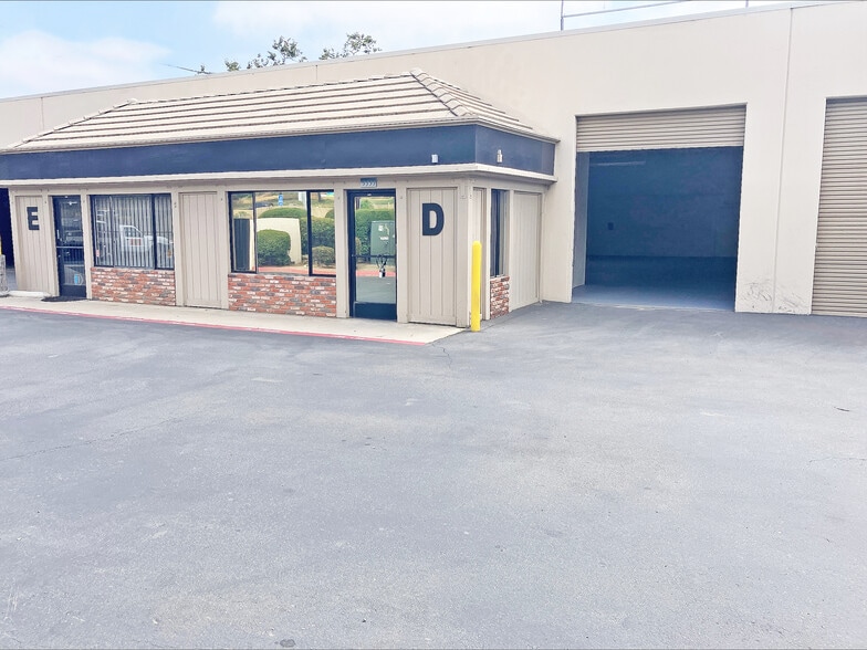 5555 Santa Fe St, San Diego, CA for lease - Building Photo - Image 2 of 5