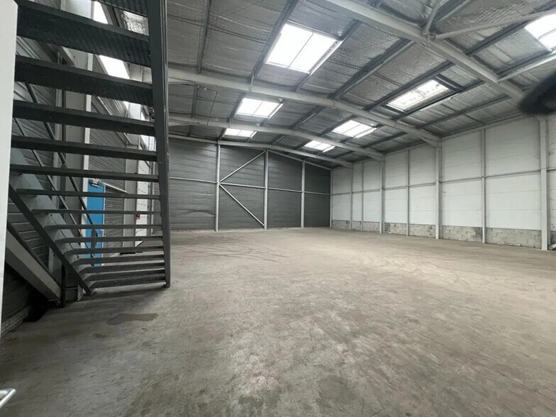 Flex in Roussillon for sale - Interior Photo - Image 3 of 8