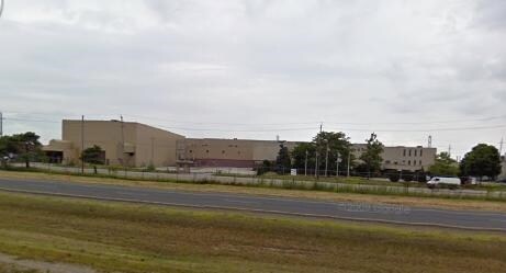 4670 N Service Rd, Windsor, ON for sale - Building Photo - Image 1 of 1