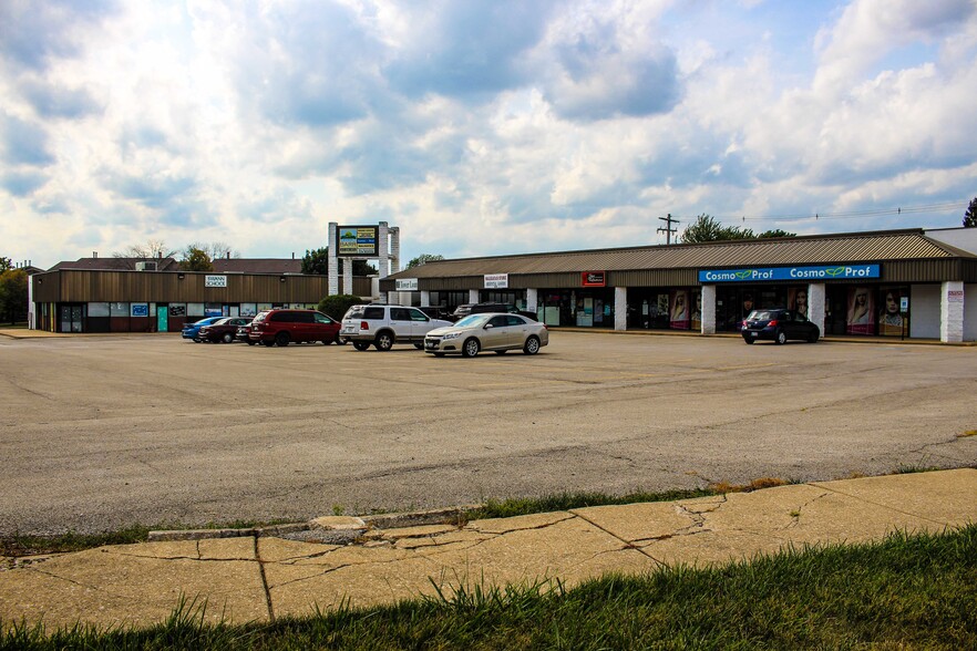 2404-2418 W Springfield Ave, Champaign, IL for sale - Building Photo - Image 1 of 1