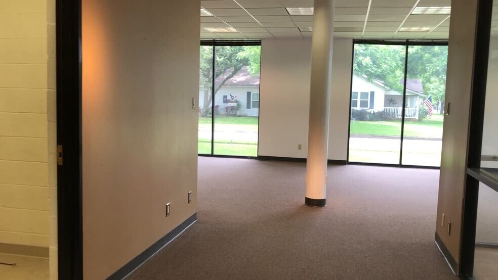 131 Brooks St, Sugar Land, TX 77478 | LoopNet