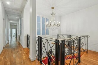 1 Rue François Ier, Paris for lease Interior Photo- Image 2 of 16