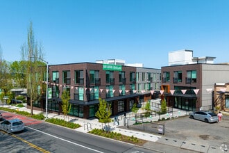 4720 Rainier Ave S, Seattle, WA for lease Building Photo- Image 1 of 1
