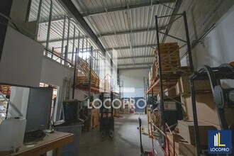 Flex in Aix-en-Provence for lease Interior Photo- Image 1 of 4