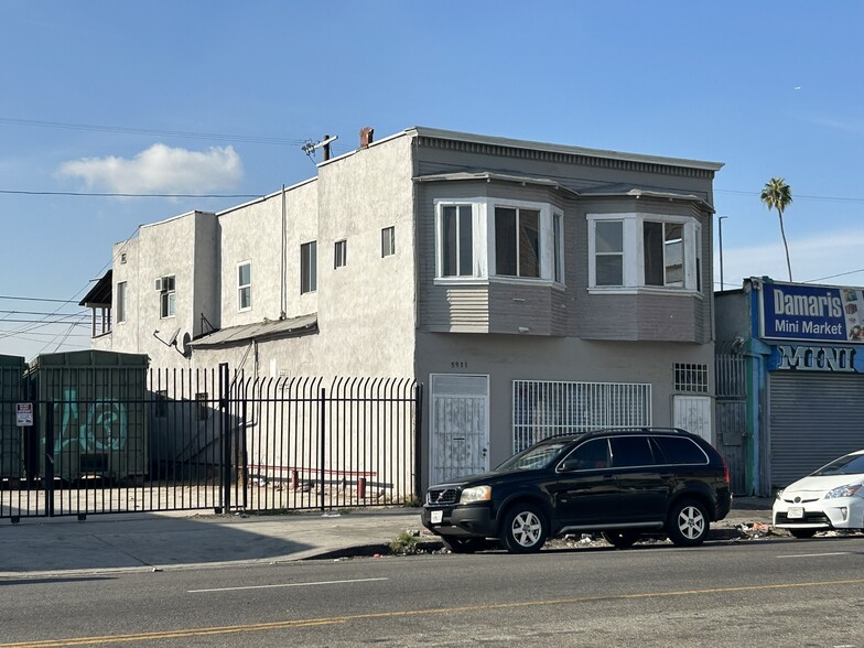 5911 S Broadway, Los Angeles, CA for sale - Building Photo - Image 1 of 25