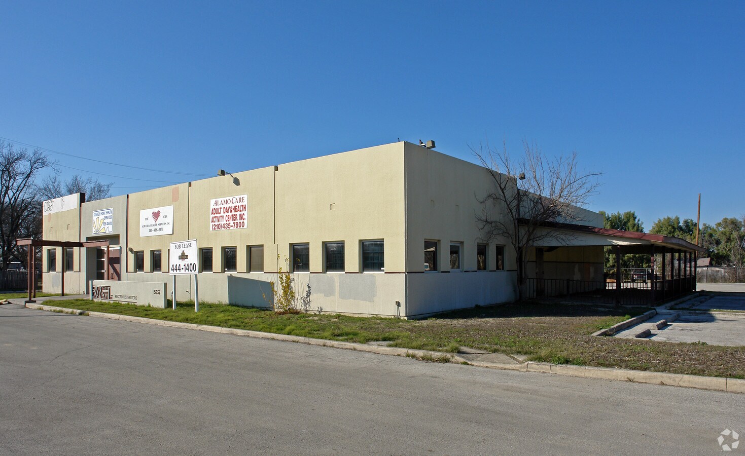 5357 W Commerce St, San Antonio, TX 78237