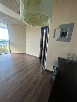More details for 5975 Sunset Dr, Miami, FL - Office for Lease