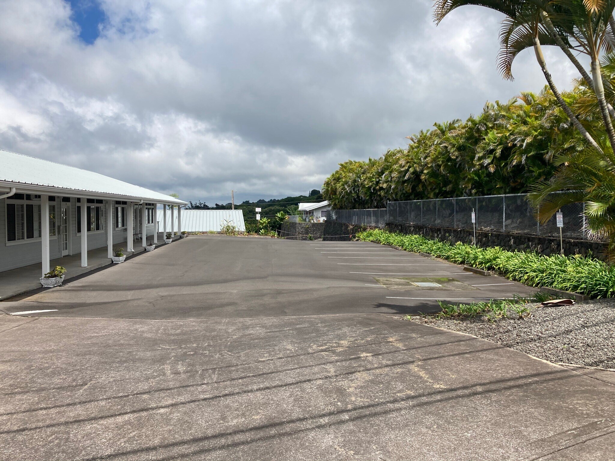 81937 Halekii St, Kealakekua, HI 96750 Office for Sale