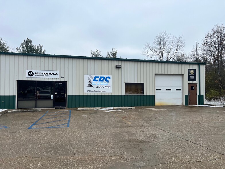 1365 W Bloomfield Rd, Bloomington, IN for lease - Primary Photo - Image 1 of 20