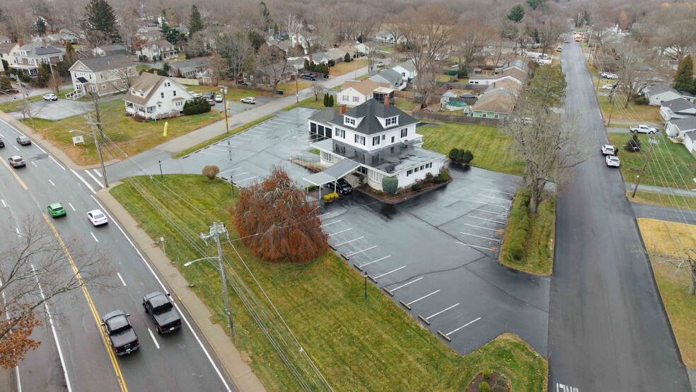 982 Warwick Ave, Warwick, RI for sale - Aerial - Image 1 of 12