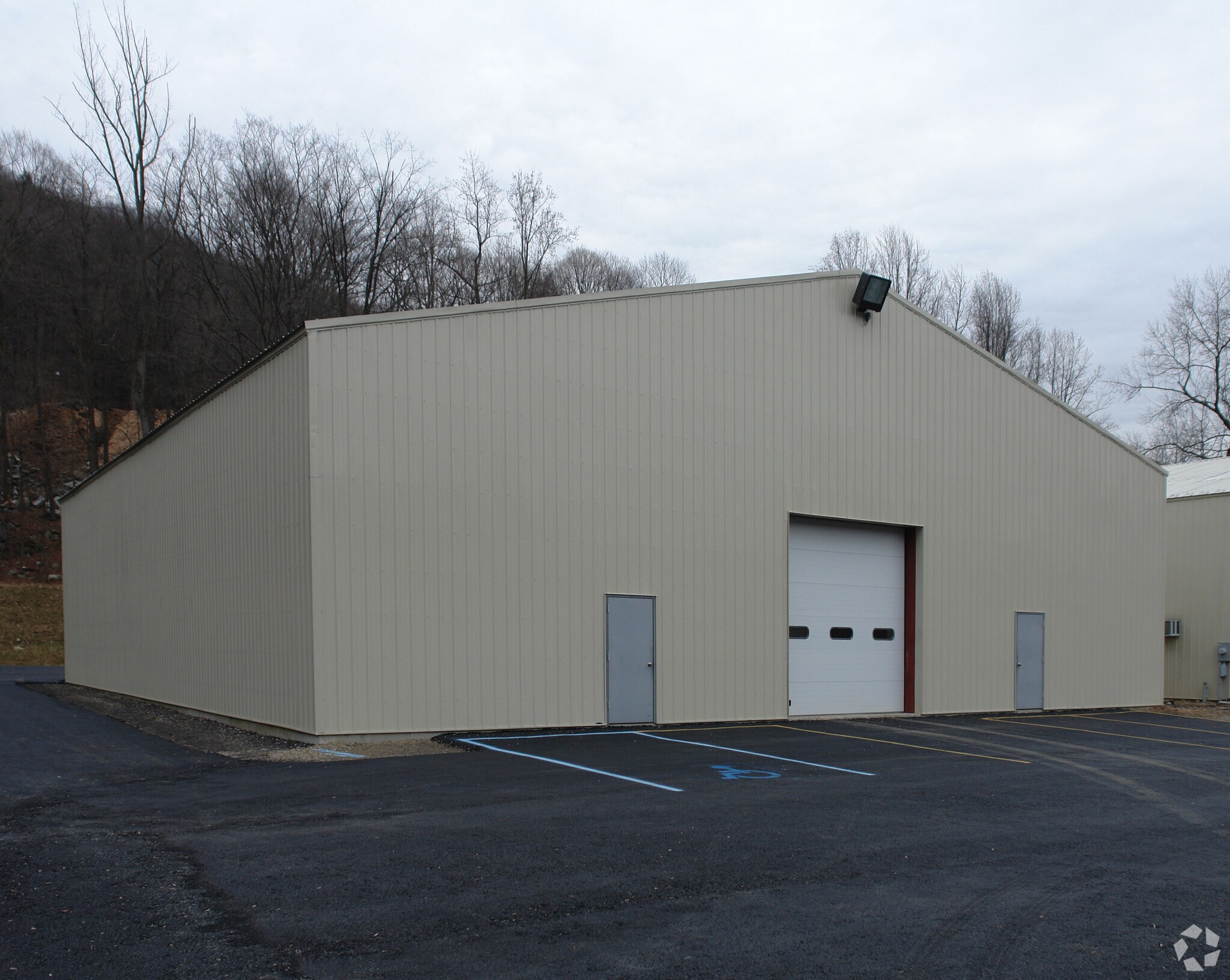 38 Route 9, Fishkill, NY for lease Primary Photo- Image 1 of 6