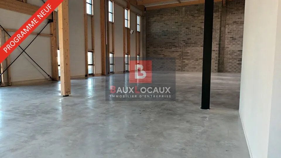 Industrial in Graveson for lease - Interior Photo - Image 3 of 8