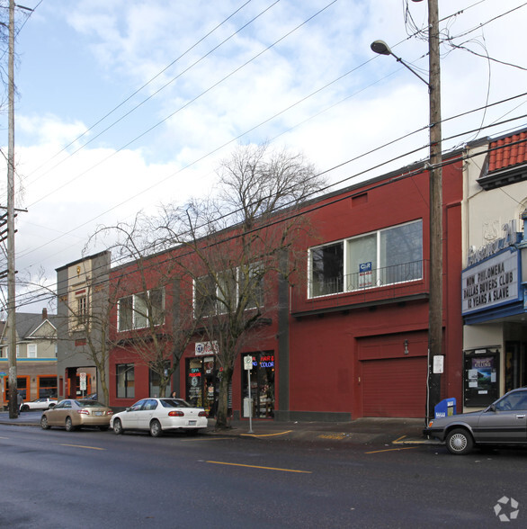 632-636 NW 21st Ave, Portland, OR for lease - Building Photo - Image 2 of 3