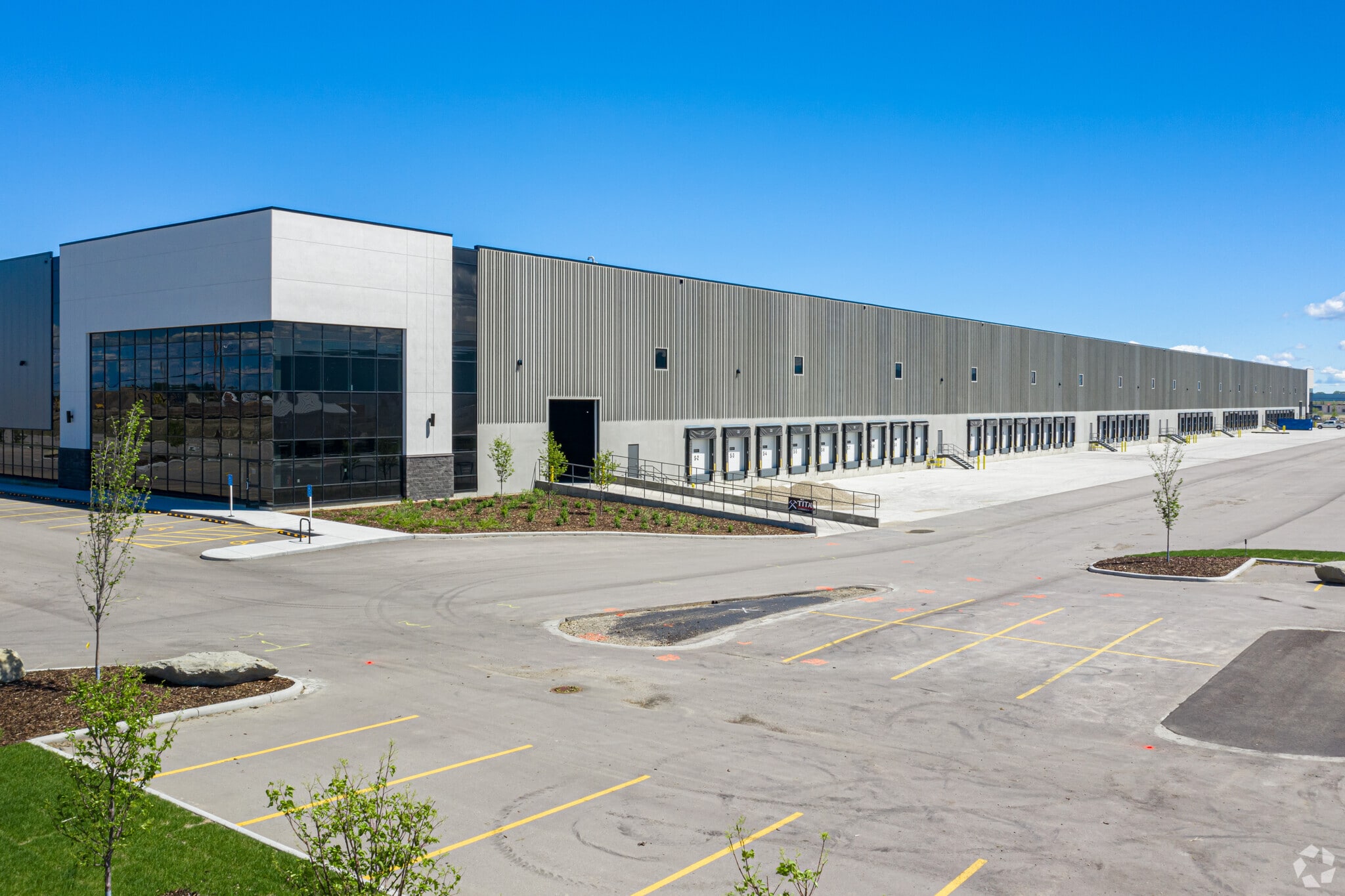 292083 Crosspointe Rd, Rocky View No 44, AB for sale Primary Photo- Image 1 of 1