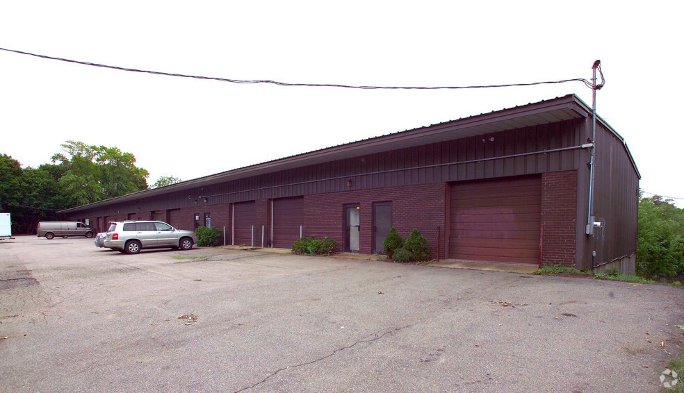 22 Cambridge St, Middleboro, MA for sale - Primary Photo - Image 1 of 1