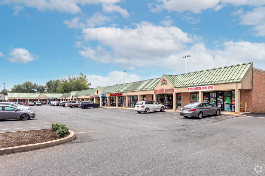 200 S Spring Garden St, Carlisle, PA for lease - Building Photo - Image 1 of 5