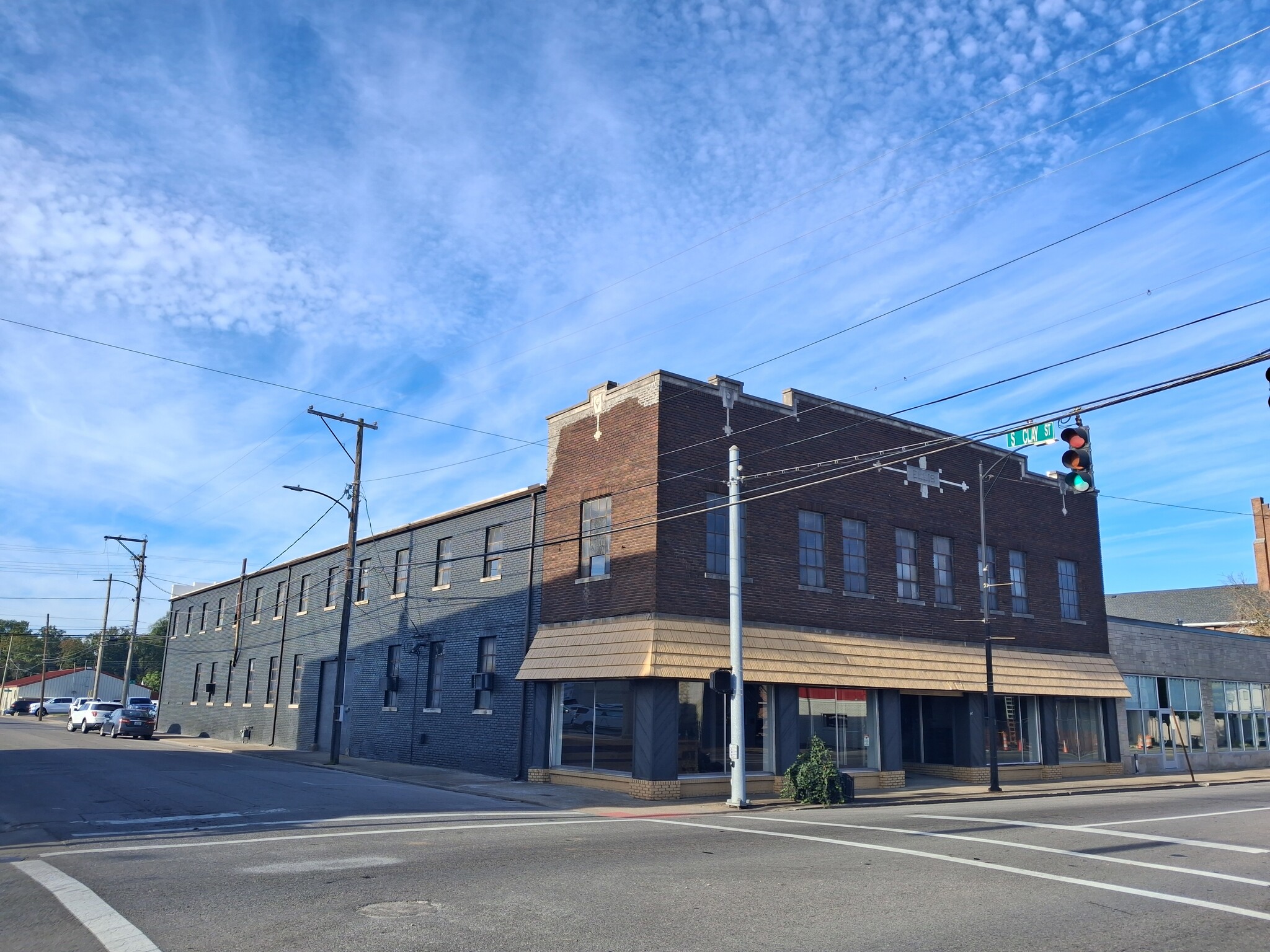 323 E 9th St, Hopkinsville, KY for lease Interior Photo- Image 1 of 4