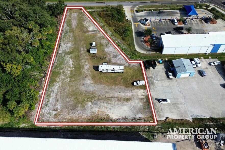 7216 US Highway 301 N, Ellenton, FL for lease - Building Photo - Image 1 of 7