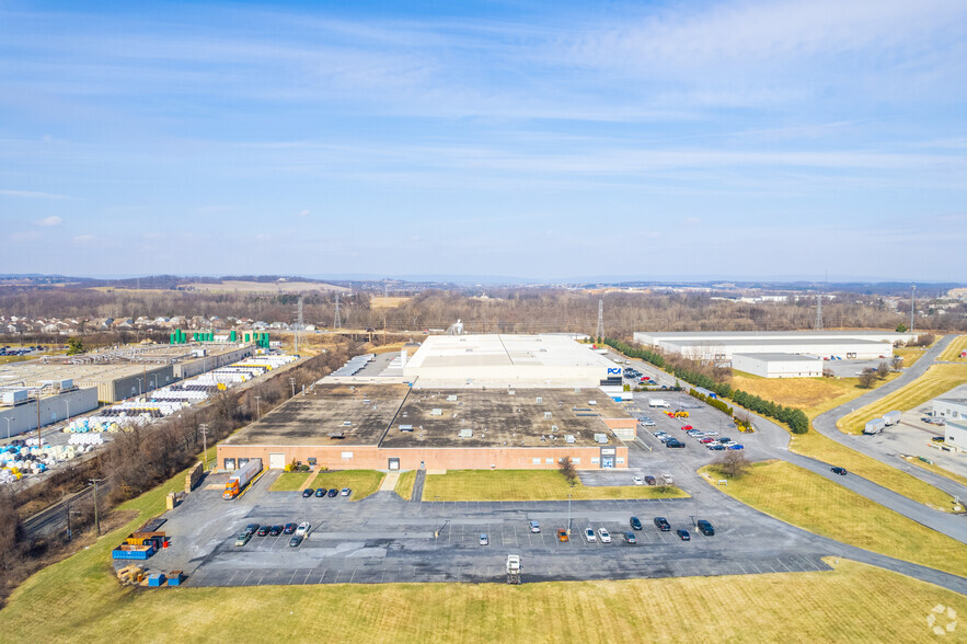 171-173 Tuckerton Rd, Muhlenberg Township, PA for lease - Aerial - Image 2 of 6