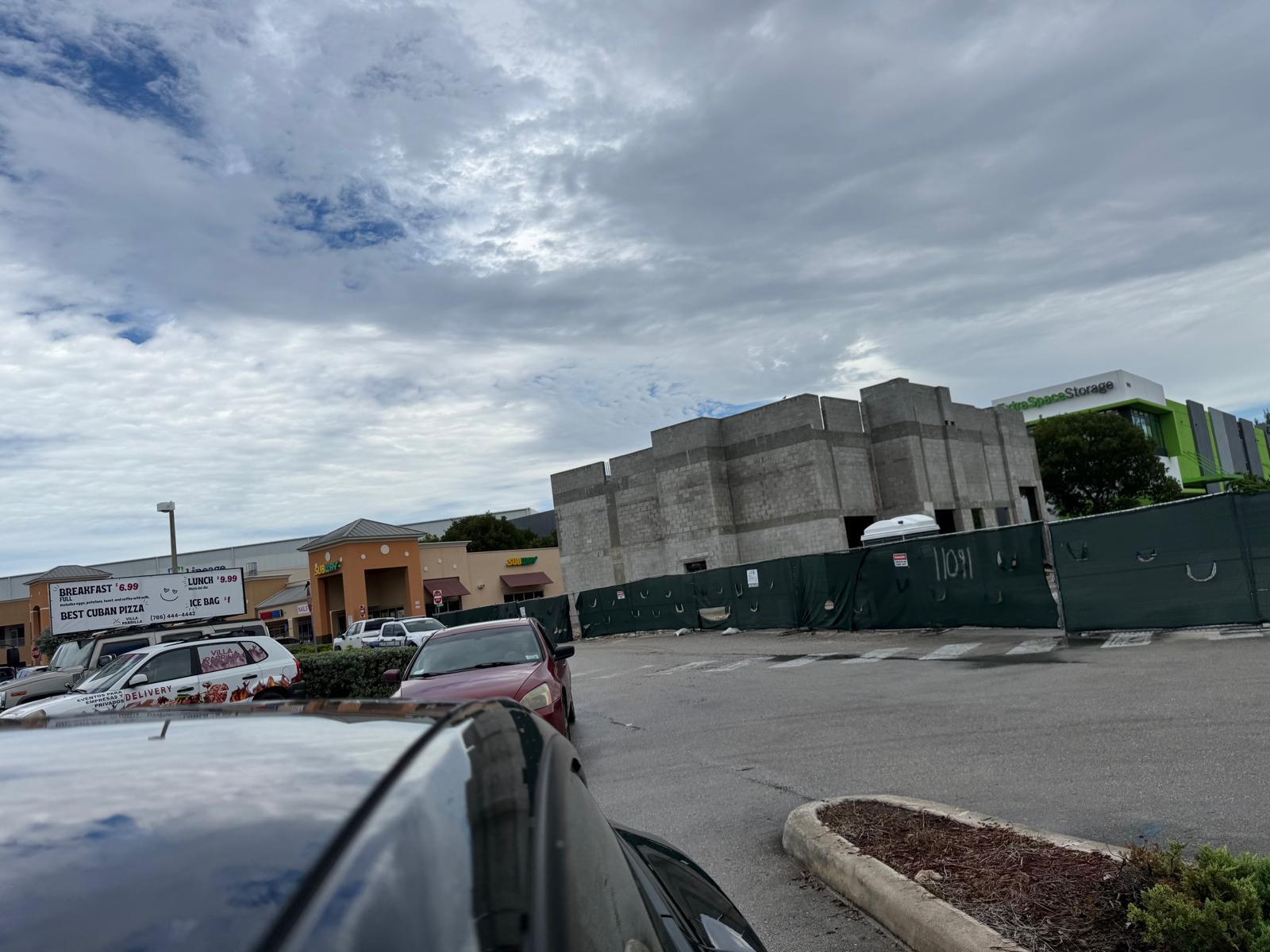 11093 NW 138th St, Hialeah, FL for lease Building Photo- Image 1 of 1