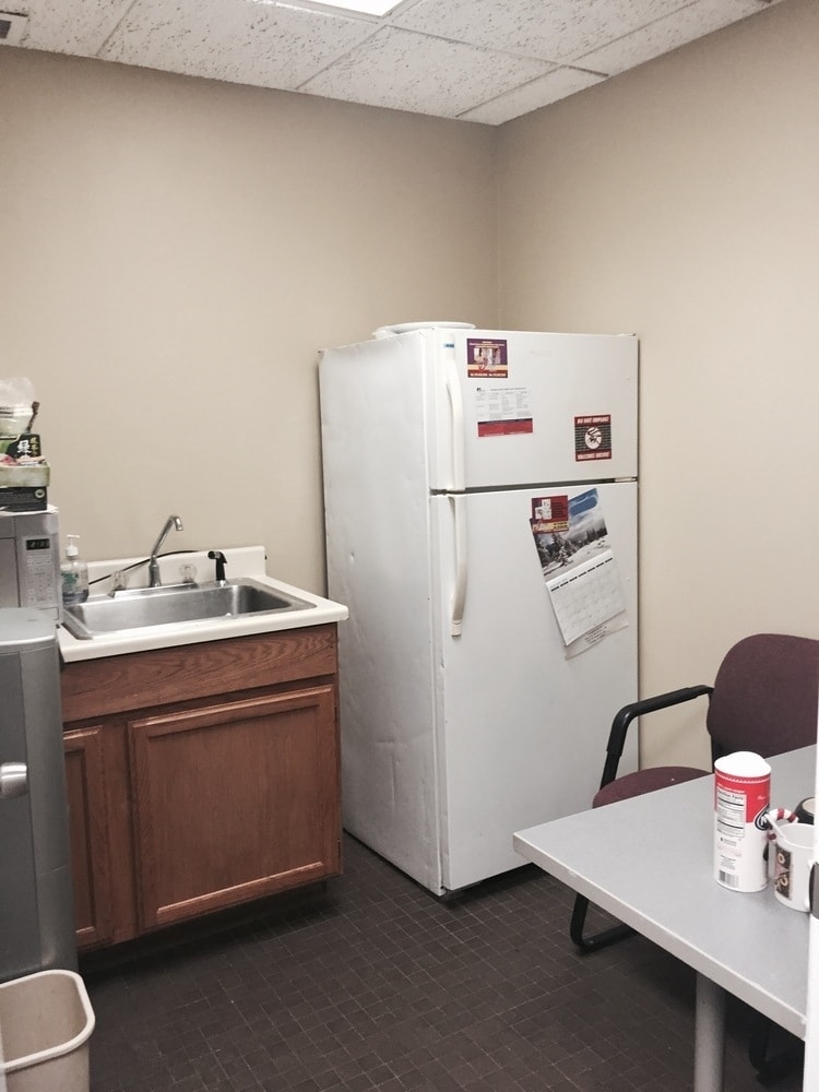 2551 W Peterson Ave, Chicago, IL for sale Interior Photo- Image 1 of 11