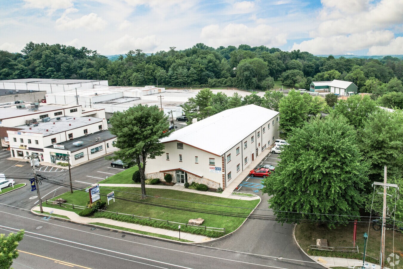 921 N Bethlehem Pike, Spring House, PA 19477