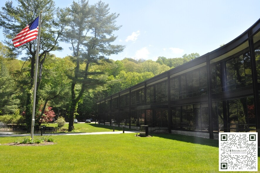 555 Pleasantville Rd, Briarcliff Manor Village, NY for lease - Building Photo - Image 2 of 16