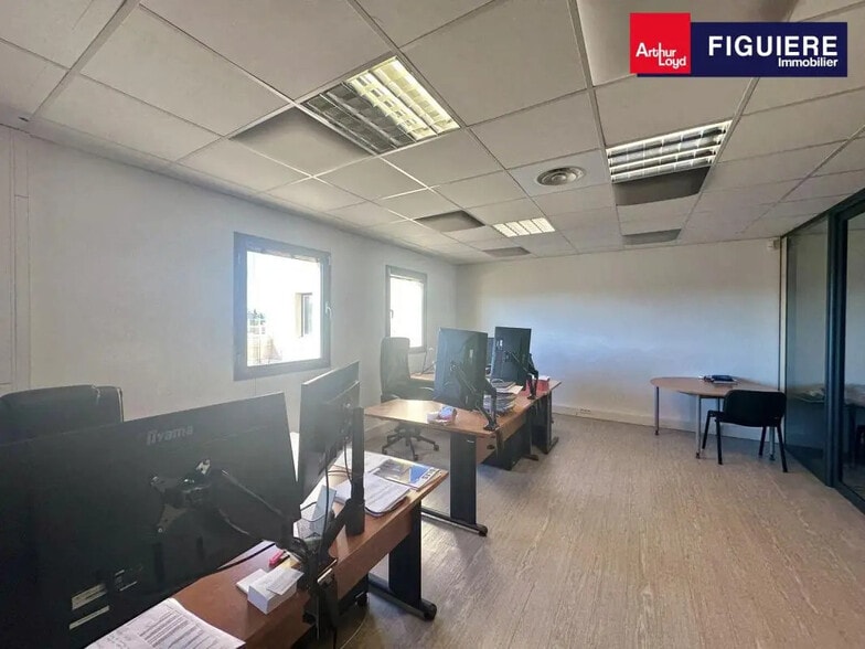 465 Rue Claude Nicolas Ledoux, Aix-en-Provence for lease - Building Photo - Image 3 of 12