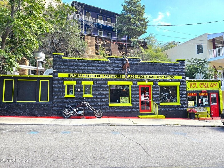 105 Tombstone Cyn, Bisbee, AZ for sale - Primary Photo - Image 1 of 27