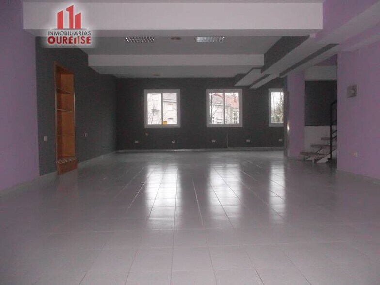 Retail in Ourense, Orense for lease - Building Photo - Image 1 of 10