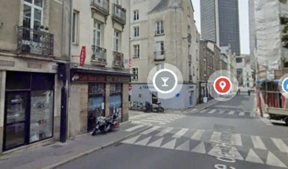 Retail in Nantes for sale - Building Photo - Image 1 of 3