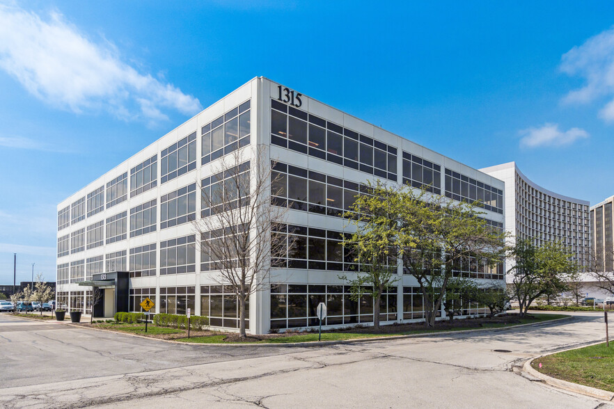 1315 W 22nd St, Oak Brook, IL for lease - Building Photo - Image 1 of 11