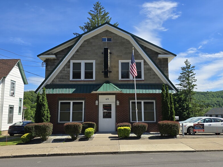 68 2nd St, Deposit, NY for sale - Primary Photo - Image 1 of 38