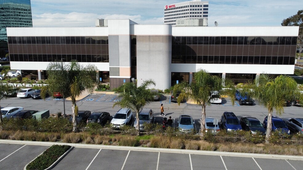 201 Continental Blvd, El Segundo, CA for lease - Building Photo - Image 3 of 9