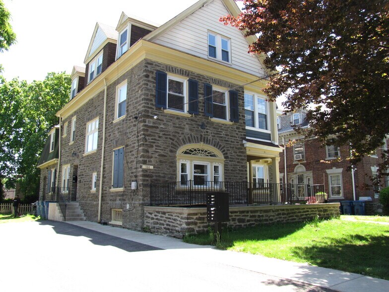 144 W Washington Ln, Philadelphia, PA for sale - Primary Photo - Image 1 of 24