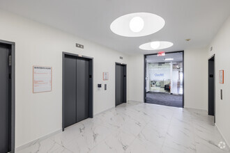 400 Kelby St, Fort Lee, NJ for lease Interior Photo- Image 2 of 9