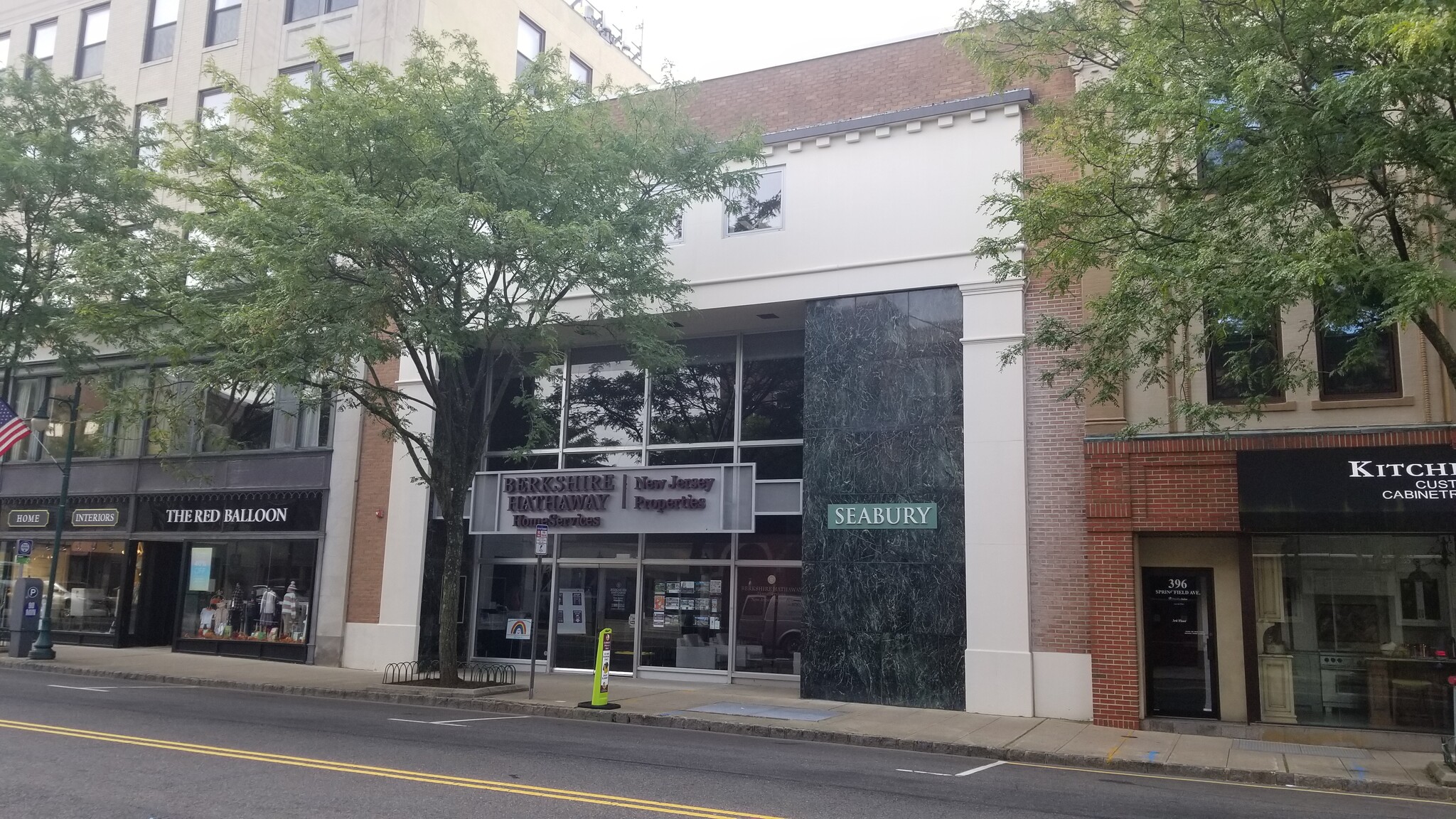 392 Springfield Ave, Summit, NJ for lease Building Photo- Image 1 of 11