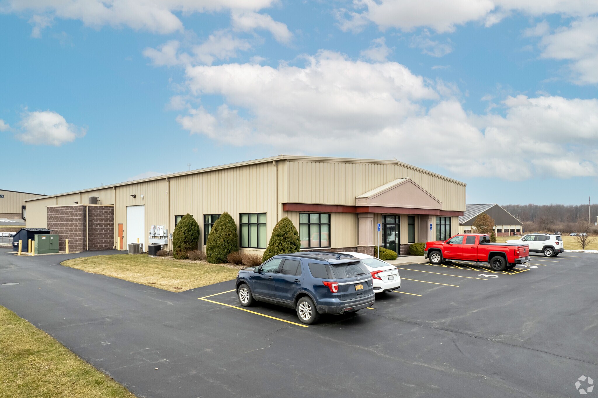 7910 Rae Blvd, Victor, NY for sale Primary Photo- Image 1 of 1