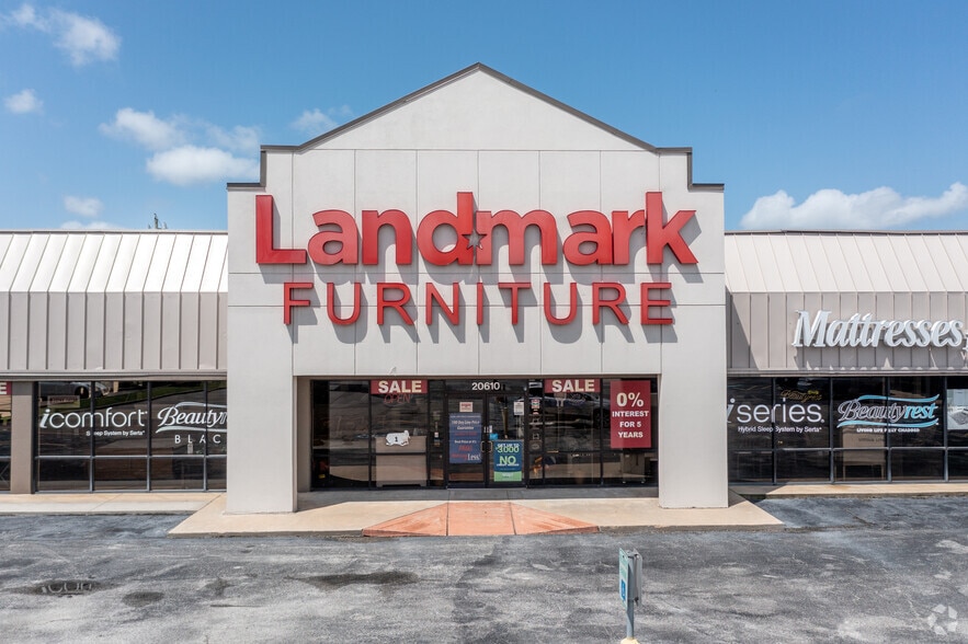 20610 Gulf Fwy, Webster, TX for lease - Building Photo - Image 3 of 8