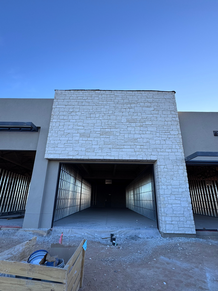 23423 N 67th Ave, Glendale, AZ for lease - Building Photo - Image 3 of 8