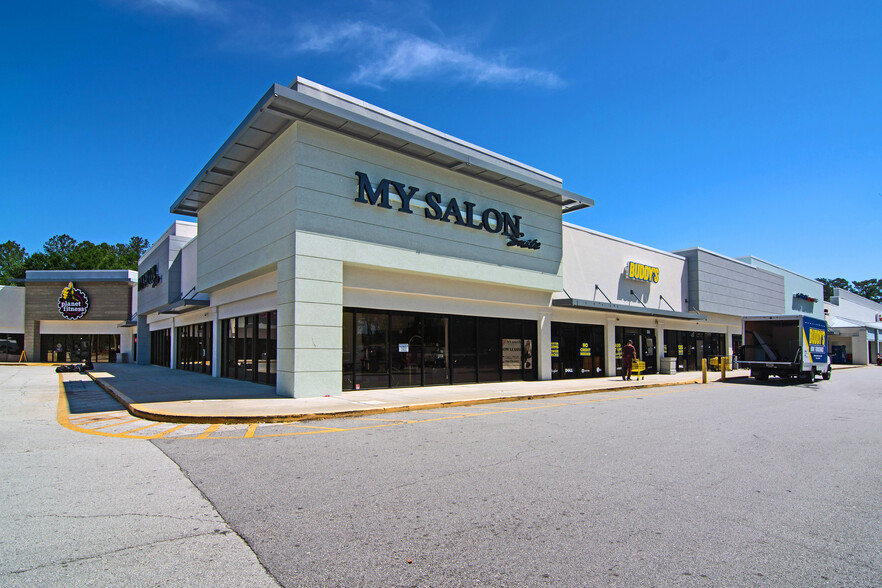 8595 Beach Blvd, Jacksonville, FL for lease - Building Photo - Image 1 of 23